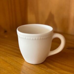 Taza con puntitos